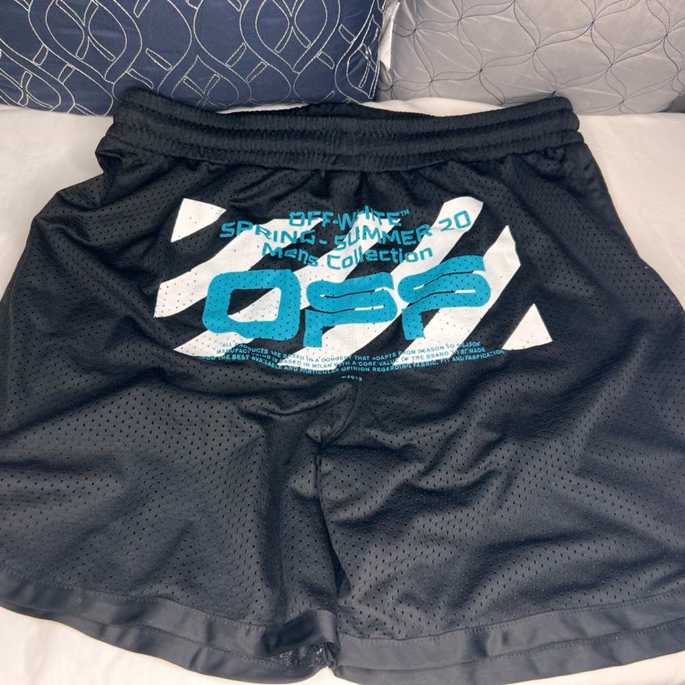 Off White Shorts - image 2